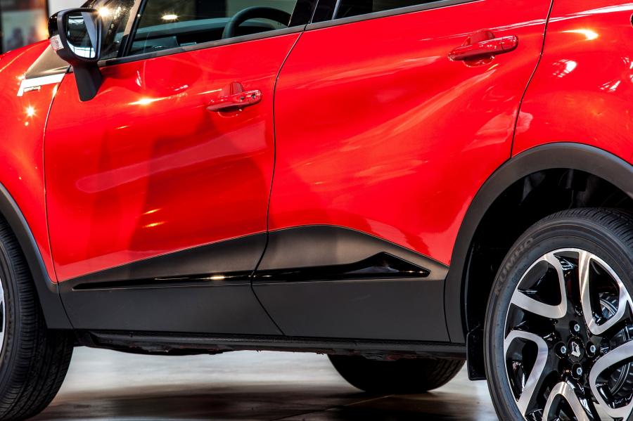Детали экстерьера Renault Captur Hypnotic 2016 года  (IT) (фото 22 из 26)